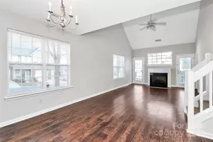 11350 Yellow Spaniel Ct, Charlotte, NC 28269 - Photo 2