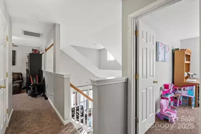 4633 Brandie Glen Road, Charlotte, NC 28269 - Photo 16