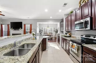 16635 Crimson Sargent Dr, Charlotte, NC 28213 - Photo 10