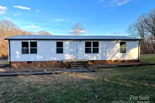 1879 Gaynell St, Conover, NC 28613 - Photo 2