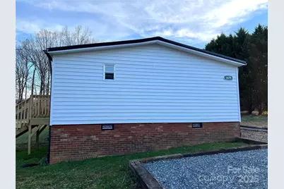 1879 Gaynell Street, Conover, NC 28613 - Photo 16