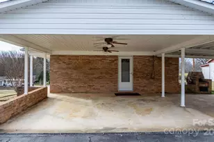 902 Greenwood Pl, Lenoir, NC 28645 - Photo 30