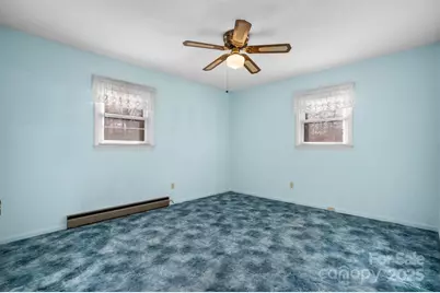 902 Greenwood Place, Lenoir, NC 28645 - Photo 18