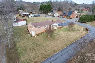 902 Greenwood Pl, Lenoir, NC 28645 - Photo 34