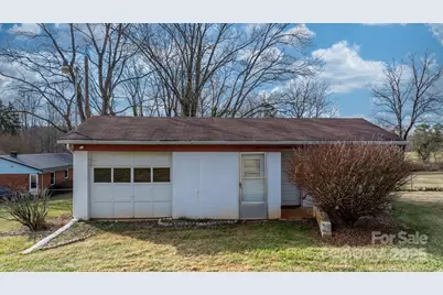 902 Greenwood Place, Lenoir, NC 28645 - Photo 6