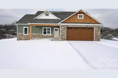 4932 Southview Drive, Hickory, NC 28602 - Photo 1