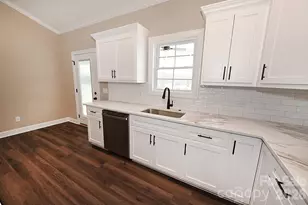 4932 Southview Dr, Hickory, NC 28602 - Photo 32