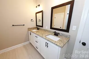 4932 Southview Dr, Hickory, NC 28602 - Photo 12