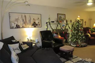 19 Westminster Dr, Asheville, NC 28804 - Photo 8