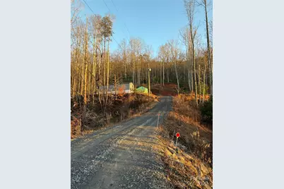 2828 E Pine Street, Mount Airy, NC 27030 - Photo 16