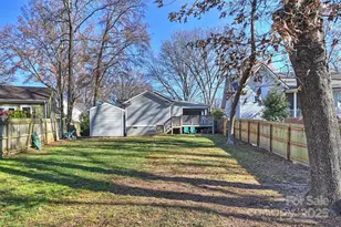 1044 Lunsford Pl, Charlotte, NC 28205 - Photo 40