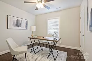 1044 Lunsford Pl, Charlotte, NC 28205 - Photo 30