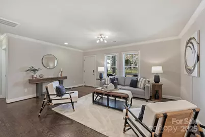 1044 Lunsford Place, Charlotte, NC 28205 - Photo 10