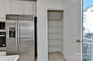 12032 Storm Ln, Charlotte, NC 28277 - Photo 6