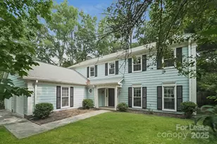 1913 Dembrigh Ln, Charlotte, NC 28262 - Photo 2