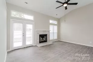 5506 Carronbridge Ln, Charlotte, NC 28216 - Photo 4