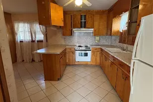 606 Oakmont Dr, Canton, NC 28716 - Photo 4