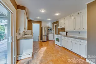 111 Kinwood St, Morganton, NC 28655 - Photo 10
