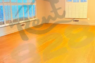 1045 Mountain View St, Hendersonville, NC 28739 - Photo 6