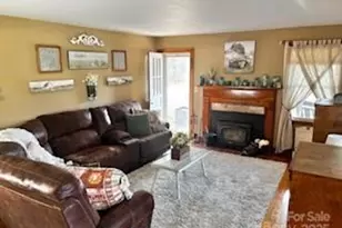 3391 Asbury Rd, Mount Airy, NC 27030 - Photo 6