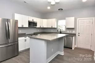 573 5th St, Chester, SC 29706 - Photo 8