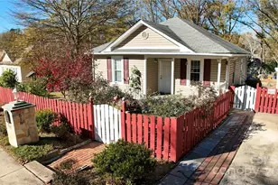 618 Clyde St, Gastonia, NC 28052 - Photo 1