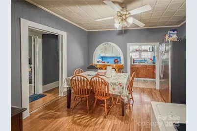 618 Clyde Street, Gastonia, NC 28052 - Photo 2