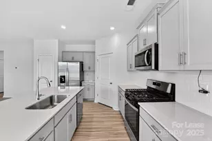 12129 Lady Bell Dr, Charlotte, NC 28278 - Photo 12