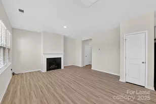 12129 Lady Bell Dr, Charlotte, NC 28278 - Photo 10
