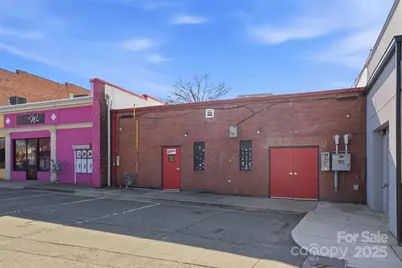 334 W Main Avenue, Gastonia, NC 28052 - Photo 28