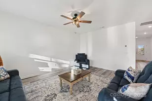 3567 Farmfield Dr, Claremont, NC 28610 - Photo 4