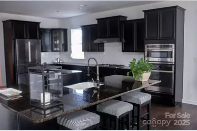 2889 Creekview Drive, Waxhaw, NC 28173 - Photo 6