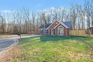 2801 Ashe Croft Dr, Indian Trail, NC 28079 - Photo 4
