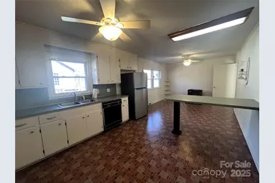 901 Henry Street, Kings Mountain, NC 28086 - Photo 12