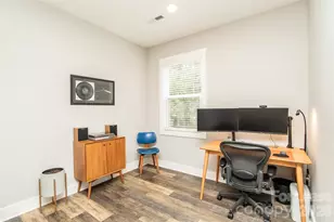 1134 E 36th St, Charlotte, NC 28205 - Photo 6