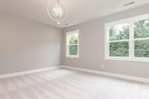 1134 E 36th St, Charlotte, NC 28205 - Photo 8