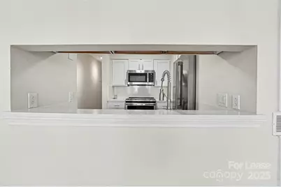 300 S Cedar Street, Charlotte, NC 28202 - Photo 8