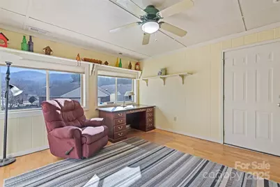 31 Bage Street, Waynesville, NC 28786 - Photo 18