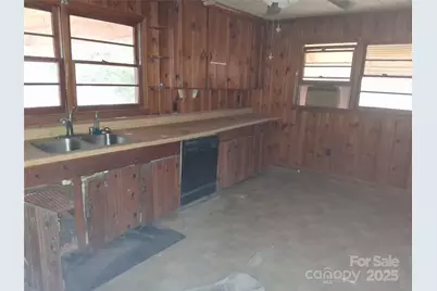 111 Parmer Street, Forest City, NC 28043 - Photo 8