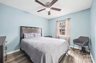 10927 Hunter Trail Ln, Charlotte, NC 28226 - Photo 18