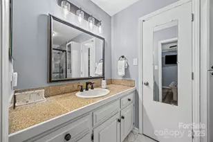 10927 Hunter Trail Ln, Charlotte, NC 28226 - Photo 24