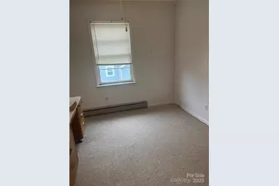 206 E Catawba Drive, Mount Holly, NC 28120 - Photo 12