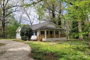 636 Harrison Sanders Ln, Lincolnton, NC 28092 - Photo 1