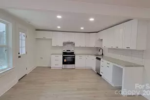 636 Harrison Sanders Ln, Lincolnton, NC 28092 - Photo 6