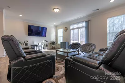 10211 Glenmere Creek Circle, Charlotte, NC 28262 - Photo 16