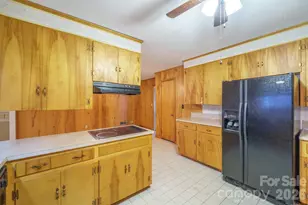 216 Country Club Rd, Shelby, NC 28150 - Photo 16