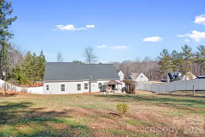 116 Holly Springs Loop, Troutman, NC 28166 - Photo 4