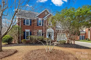 1206 Matthews Plantation Dr, Matthews, NC 28105 - Photo 2