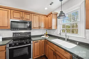 1206 Matthews Plantation Dr, Matthews, NC 28105 - Photo 16