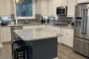 5536 Cheerful Ln, Charlotte, NC 28215 - Photo 2